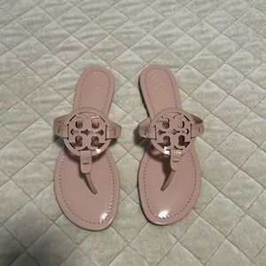TORY BURCH PINK MILLER PATENT SANDAL SIZE 8 1/2M Never worn new no tags/box